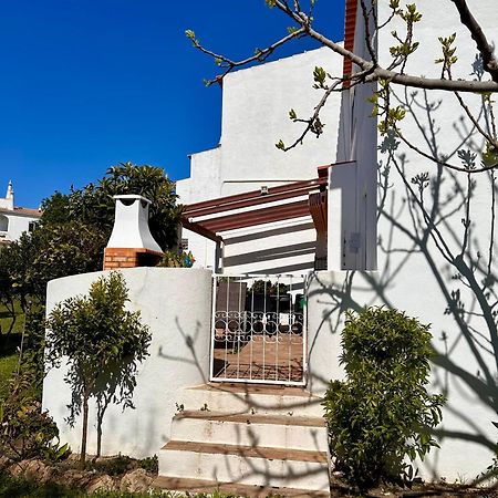 Castelo Da Esperanca Na Vila Sra Da Rocha Porches  Exterior foto